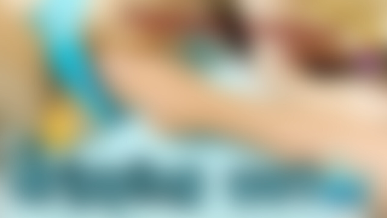 #18【妊娠5ヶ月 第17週】青いTバックをビシャビシャにして手マンクンニからのデカマラを打ち込まれる白ギャル妊婦w /【5 months pregnant 17weeks】Hentai Pregnant Japanese woman having sex after getting her blue thong soaked and coming from a hand cunnilingus (2/2)