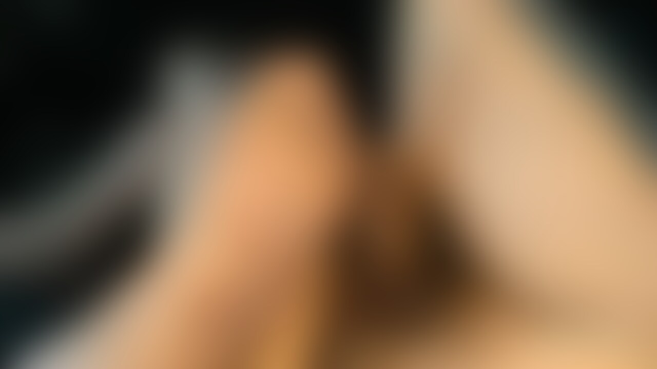 20歳初めての足コキ❤ (2/2)