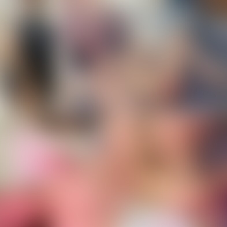 最近裏垢始めて色んな人と密会してる子。
雑魚まんでおちんぽに負けちゃうから
「おちんぽ様//」って言いながら喘いでたよ。 (2/2)