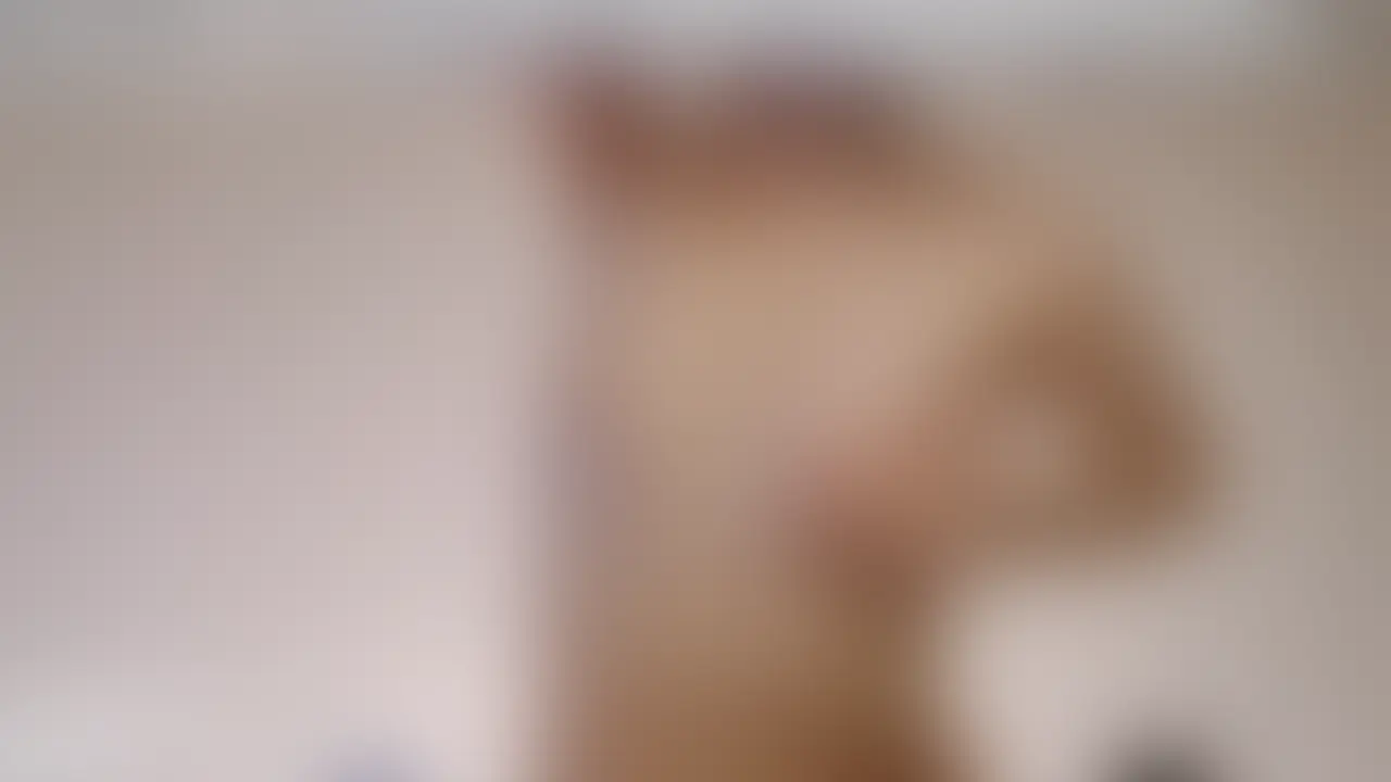 うつ伏せ夢中まんずりで2回イク♡いやらしい音響かせ膣穴ほじる♡ (2/2)
