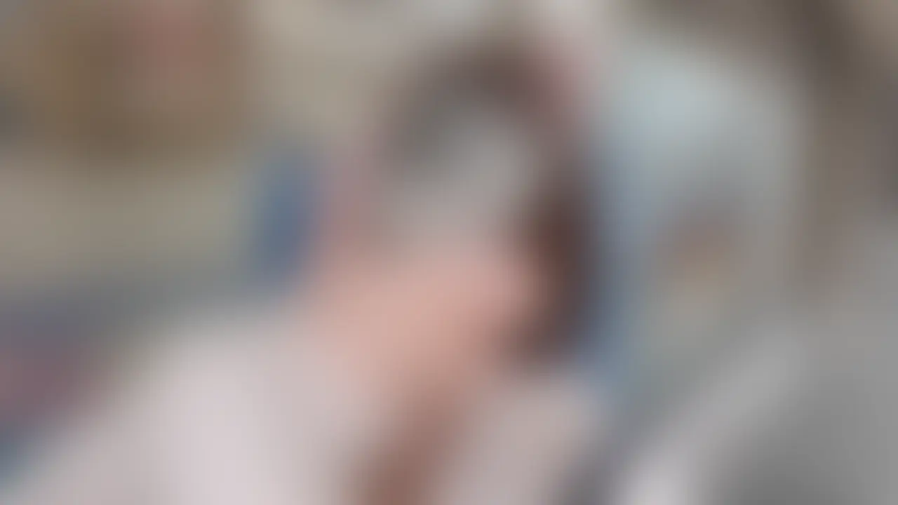 【舐め犬奉仕】有名モデルのりおちゃんに性処理道具にされました
有名モデルのりおちゃん(23歳)に性処理道具として徹底的に使っていただきました。
りおちゃんがXで僕に連絡してきた意図は明確でした。
「周りの男たちだと物足りないし気まずい。顔も知らないし、面倒な関係にならない本物の性処理道具が欲しかった」とのこと。
忙しい生活の中で、いつでも呼べて、要求を淡々とこなしてくれる存在を求めていたそうです。
関連動画↓
https://myfans.jp/posts/fdb2aa23-1b67-43ee-866e-a806fc83d2bd?swipe=1&sort_key=publish_start_at
--------------------------------
りおちゃんは終始スマホをいじりながら「いい感じに使えた〜」と満足げにで帰られました。
XのDMから始まった、有名モデル・りおちゃんによる本気の性処理道具としての利用。
容赦ない扱いと圧倒的な美貌のギャップに、ただの玩具として使われた屈じょくと興奮が最高でした。
またお呼びいただけるよう精進します。 (2/2)