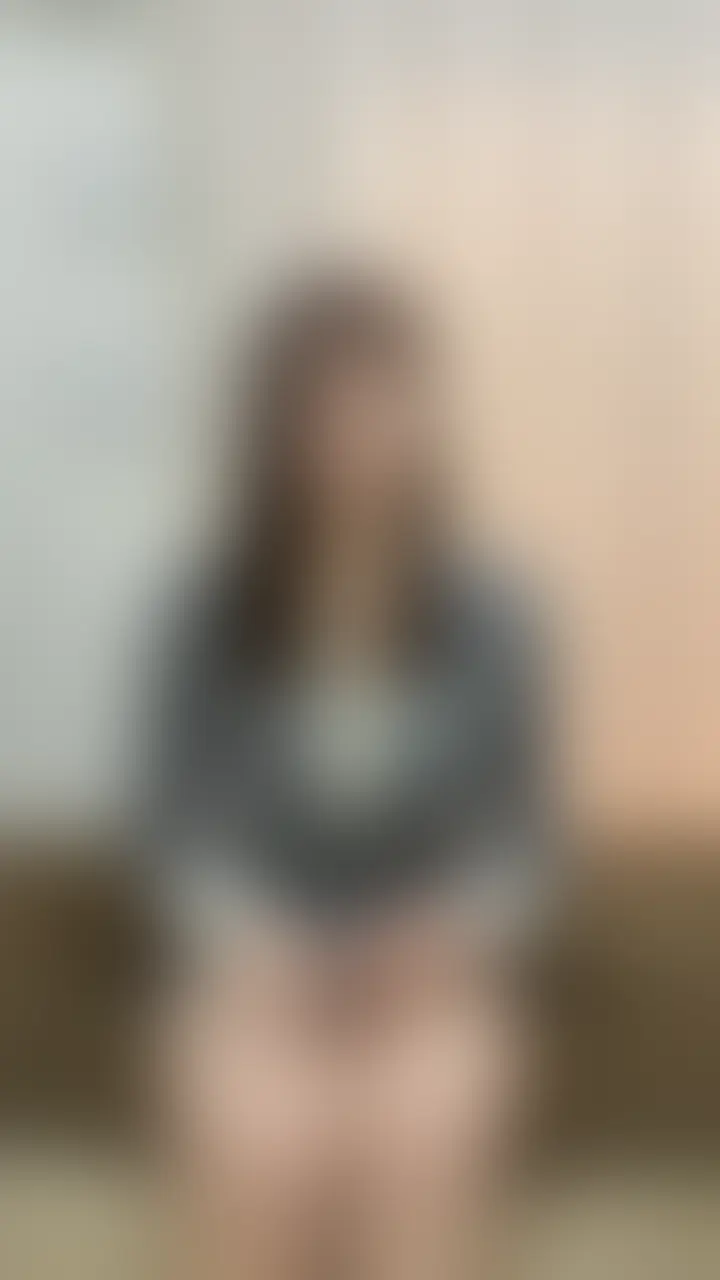 右上の「♡いいね」押してから見てくれると嬉しいです🥰
𓈒 𓏸 𓐍 𓂃 𓈒𓏸 𓂃◌𓈒𓐍 𓈒𓈒 𓏸 𓐍 𓂃 𓈒𓏸 𓂃◌𓈒𓐍 𓈒
レヲナです〜!第三弾
今回のオナニー動画はなんと生まれたての姿に。。。
真っ赤な下着も脱いで
日に日に増していく欲求が動画に残っていくのが興奮につながっていくからもっとたくさんみて欲しいです。。。
ついにイッてしまいました...
コメント欄でたくさん感想書いてくれたら、全部読みます!
またみんなから届いたえっちなコメント見ながら、1人できもちよくなっちゃうかも…⁇
それではオナニー動画どうぞ〜!!
𓈒 𓏸 𓐍 𓂃 𓈒𓏸 𓂃◌𓈒𓐍 𓈒𓈒 𓏸 𓐍 𓂃 𓈒𓏸 𓂃◌𓈒𓐍 𓈒 (2/2)