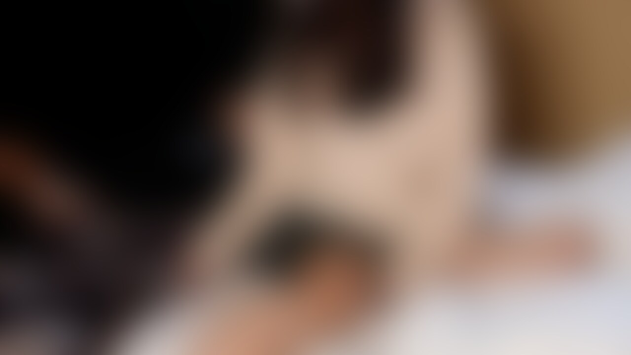 制服のあづに久しぶりに騎乗位中出ししました!
そして初の”立ち潮”いっぱい身体にかけてもらいおちんぽギンギンになりました!長編動画、すこーし仕掛けがあるので何度も見て気づいてもらえると嬉しいです♪抜き報告お待ちしております!! (2/2)