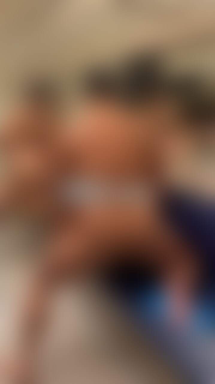 電車でイケ雄と痴◯プレイ(後編) 2人の顔出しver sample 1