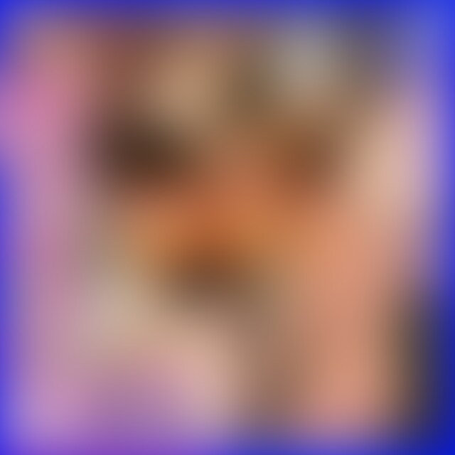 ⭐️本編⭐️初めての4P🔥イキまくりザーメンまみれの連続中出しSEX🥵
数年前…初めて4Pした時のハメ撮り🎥
デカチン、反りチン、太チンに囲まれて
イキまくってザーメンまみれになっちゃった🥵💕
爆エロすぎる複数プレイ
感じまくるさちを見ていっぱい抜いてね😍🩷 (2/2)
