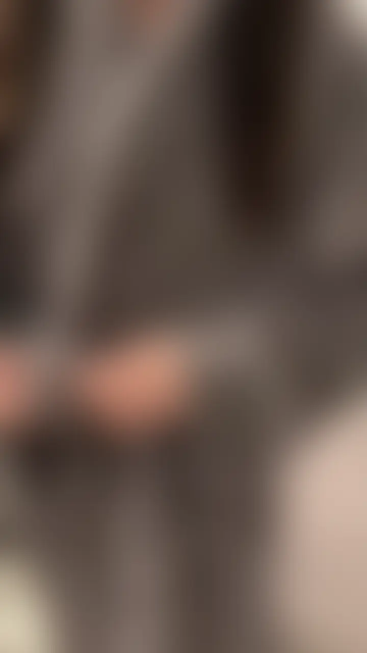 もう前の私には戻れないかも…💦❤️
前回の公開から1ヶ月…♡
不安も緊張もある中で、もっと変わりたい、もっと新しい自分を知りたいと思って、たくさん向き合ってきました…
今回のテーマは開発チャレンジ🥺✨
中イキや潮吹き、思わず白目になっちゃうくらいの体験や、縄に挑戦したりと、今まで見せてこなかった一面や、勇気を出して踏み込んだ挑戦を詰め込んだ作品になっています🍼💦
前回よりももっとリアルで、もっと深い、
“今の私”をそのまま残した一本です💕
気になってくれていた方は、ぜひ見てください🫶🏻✨
感想ももらえたら嬉しいです♡ (2/2)