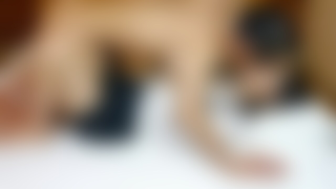 オフショットSEX❤️
3Pの後にカメラマンさんとエッチした時の動画です💁♀️ (2/2)