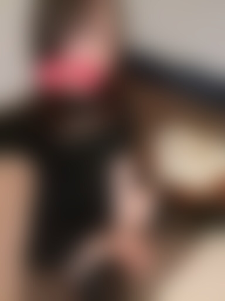 お久しぶりです😊
1人でしちゃう動画を撮るのも久しぶりかも💦
どなたか、男優役になってくれる方、居ないかなぁ (2/2)