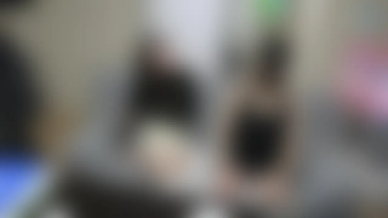 【4K版・前編】エロかわお姉さんと生ハメ中出しエッチ独占公開!
スレンダーGカップ巨乳のかなさんのハメ撮りをメインカメラで撮らさせていただきました!
イチャイチャキス・巨乳揉み・濃厚フェラ・パイズリ(これ超エロいです)・生挿入正常位・騎乗位・背面騎乗位・バック・正常位で中出し となります。
メインカメラなのでいろんなアングルから楽しんでくださいね♪
【4K版】定点カメラバージョンはこちらから👇
【前編】https://myfans.jp/posts/2eac8959-9966-4d2e-b2a9-aabcc499d238
【後編】https://myfans.jp/posts/b81a9aa1-a787-4ded-a8f5-1322540861c3
※【4K版】は見放題プラン加入者のみの動画となります。 (2/2)