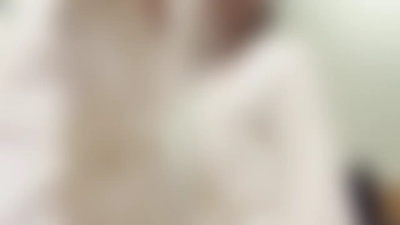 みんな大好き、ミニマム合法ちゃんに巨根をハメハメ!
どこで覚えてきたのかテクニック抜群のフェラと反則級の美尻はえぐすぎました、、、
突いてるだけでぷるぷる揺れるバックは必見!
2発分の濃厚な精子を出しちゃいました、、、 (2/2)