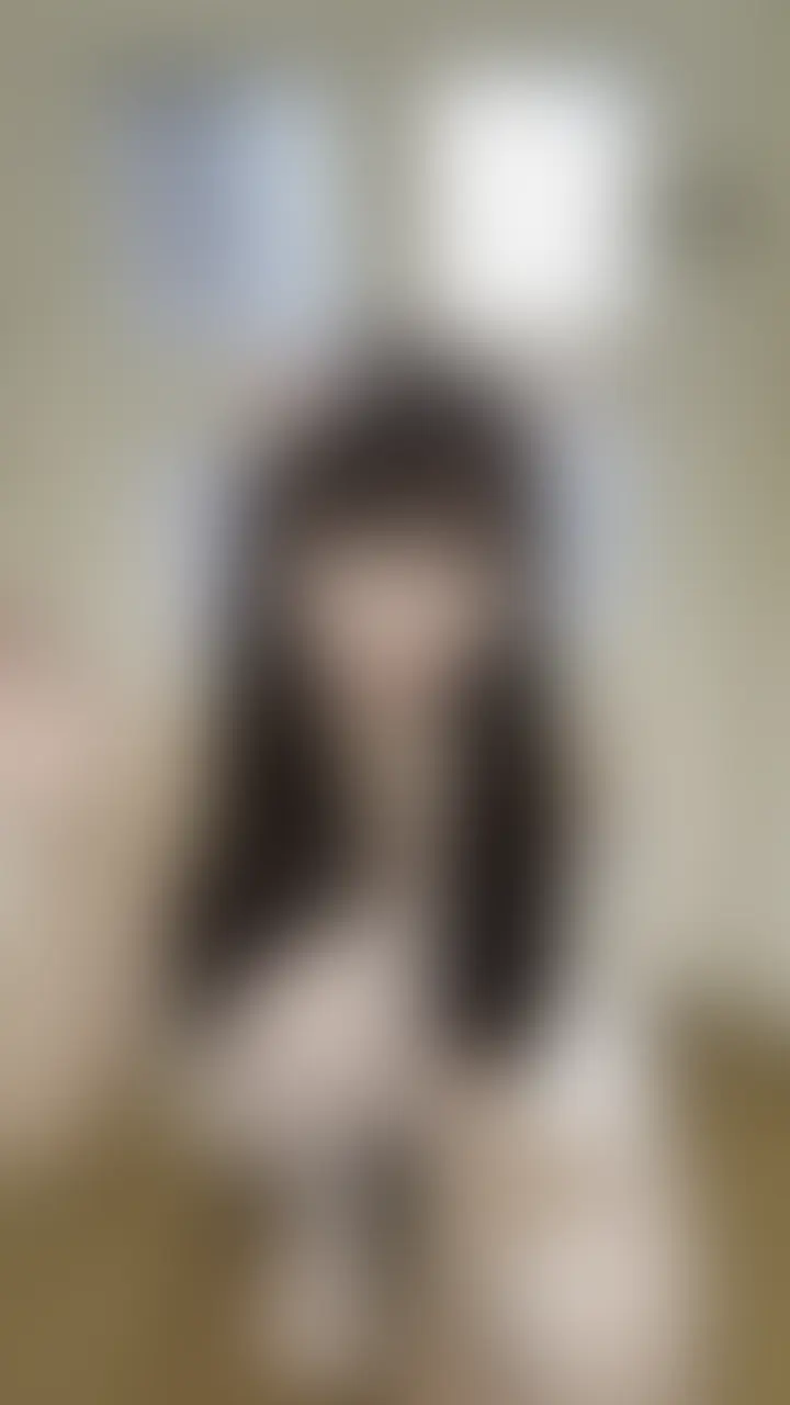 えちな指示で潮吹きまくり…フォロワーさんにおもちゃにされちゃいました…
右のいいね♡や保存もお願いします🥺💗

みおにゃのプランのメンバーさんにおもちゃにされちゃいました…💦

指示をもらってそれ通りにしてたんだけど…

ちくび激弱なみおにゃが初挑戦した乳首バイブがやばすぎて
あっという間にあそこは洪水状態になっちゃって…

さらに指サックでしてたら……🐳🐳🐳

みおにゃであそんじゃだめ〜〜〜〜😭


でも…ドMなみおにゃだから
カメラ忘れて乱れまくっちゃいました…💗 (2/2)