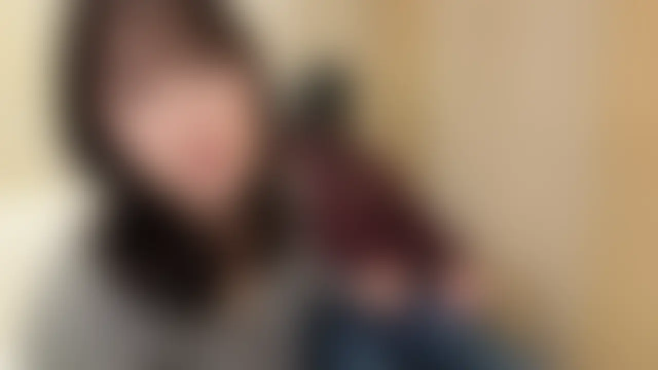 自らしばる道具を持参してきたドマゾのデカチンエム君❤️❤️ なんて可愛らしいのでしょう!
先生、そう言う変態大好きよ😍
ゆかろん先生のフェラと手コキに耐えて悶えてるその姿を見てるだけでおまんこが濡れてきちゃう…
もっといじめたい! もっと我慢して欲しい❤️❤️
アナル舐めてしながらの手コキに耐えながらも 最後は高速騎乗位からの口内射精👄
たくさんおいしいミルクありがとう🍼💦 (2/2)