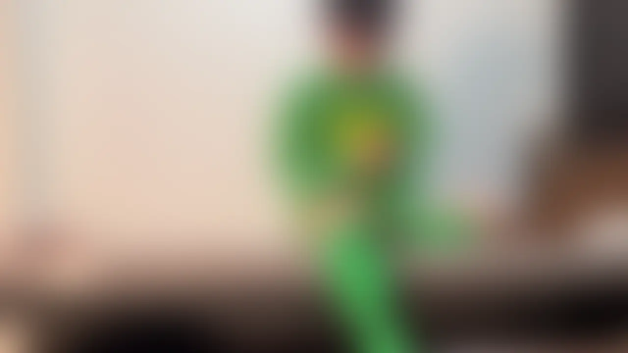 【顔出し有りサッカー部大学生「しずく」と責めまくり３人ユニえっち】 sample 1