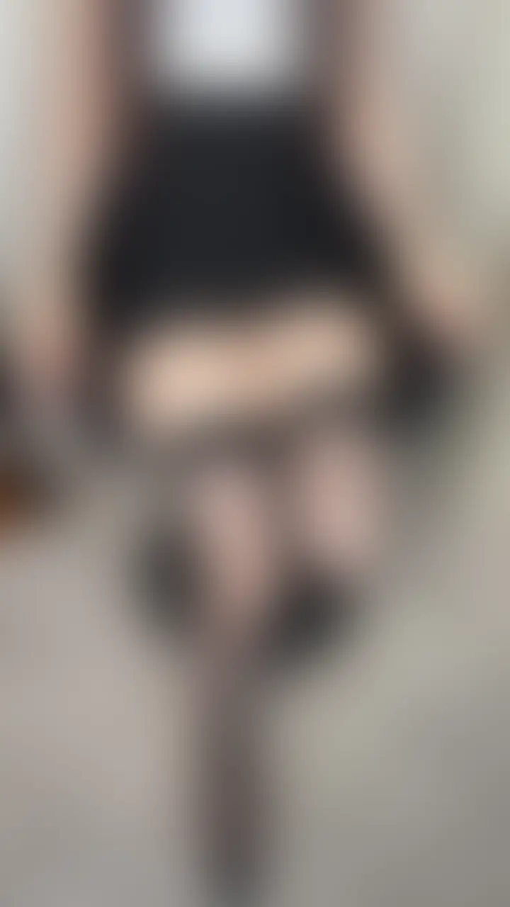 好評だったノースリーブとタイトスカート衣装の動画です( ˊᵕˋ )
かなでがフェラと手コキであなたに尽くします🤭🩷
今日も一緒に気持ちよくなろうね🫶
最後は好きなところにいっぱいかけてほしい♡
どこにかけたの?(*´艸) (2/2)
