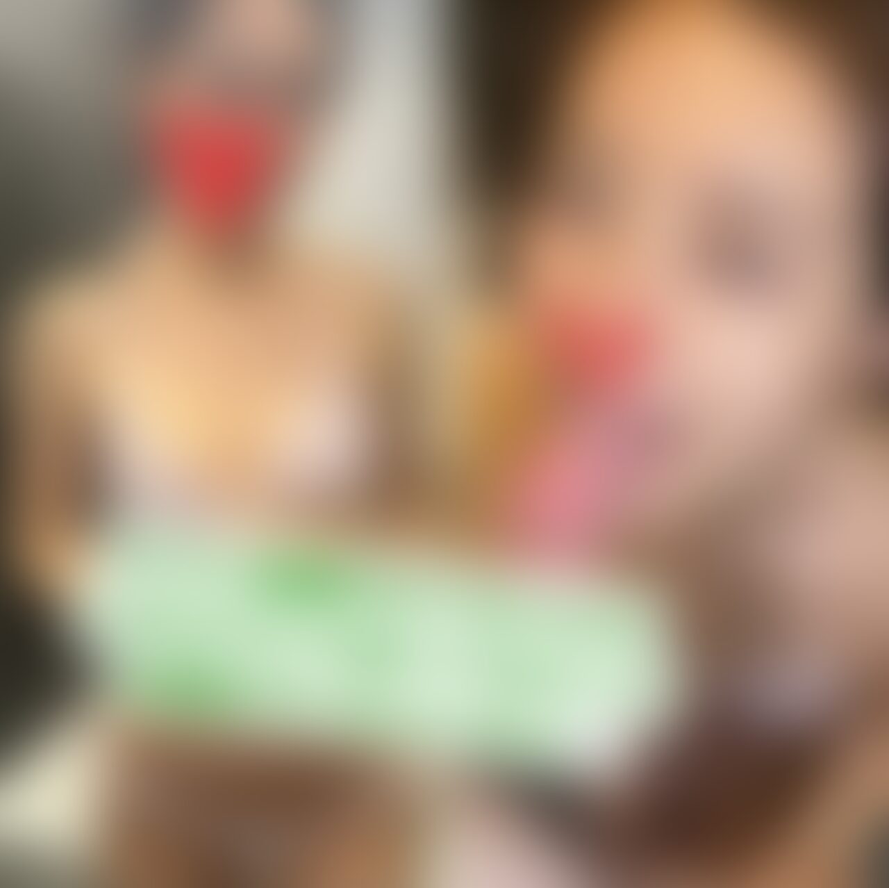 めちゃくちゃかわいくてエッチな声で攻めてくるセフレちゃんにマイクロビキニを着せてお風呂でイチャイチャw
精子ホントに吸い取ってくるようなエロさでまいかいありがとうございますww (2/2)