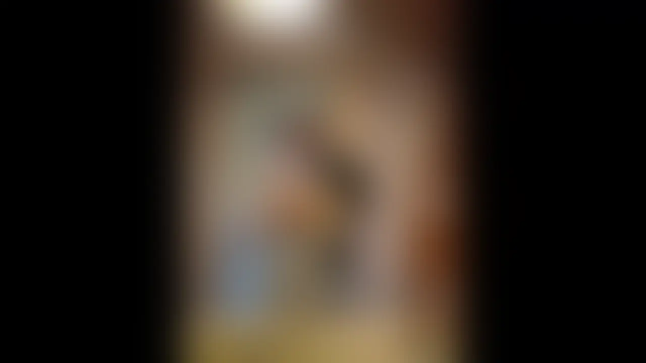 とある日の昼間……
夫が仕事中に私はホテルに居ました…

相手は、義弟くん。
仕事が少し落ち着いたようで、久しぶりに夫を刺すためにホテルに来ました。
照れくささは変わらず、だけど夫に似た面影もあってちょっと安心感。
イケナイ関係だよなぁとぼんやり考えながらも、心の片隅では禁断の関係にﾄﾞｷﾄﾞｷ……… (2/2)