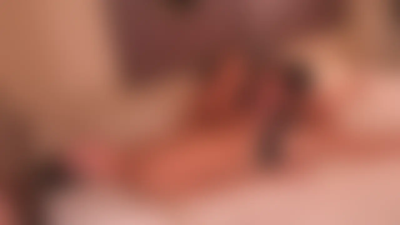 まさかの2回トコロテン！？掘られ続けても尚勃起！ちょうどいい肉付きの無毛エロケツに大興奮で寝バック大量中出し！ sample 1