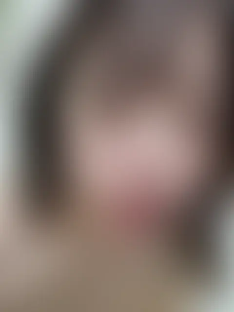 妊婦時代の動画になります_(┐「ε:)_
お風呂入る前、全裸になったらなんだがムラムラムラムラしちゃいましてそのままオ◯ニー😳❤️
だんだん気持ち良くなってきてアヘ顔🤪
舐め回すようにじっくり裸体撮影しました💦
見てね…❤️ (2/2)