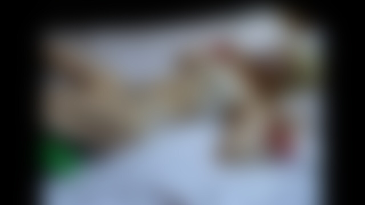 ↓フルバージョンはこちらから
https://myfans.jp/posts/1c1008d4-d2e7-47ba-b1cf-66ae64e06366
着衣くすぐりでも弱かったのに、下着姿にされたうえに鎖で○○○束されてしまい絶対絶命!
再び「くすぐったい、ヒィ~~くすぐったいよ~~~!」と終始叫ぶ始末
苦手な足裏も露になり、全身のどこをくすぐっても必死に抵抗してガードが緩くなったところをくすぐると悶絶!
後半はブラを外されたうえにローションを胸に塗られてくすぐったさと同時に何かを感じている様子をご堪能ください。 (2/2)
