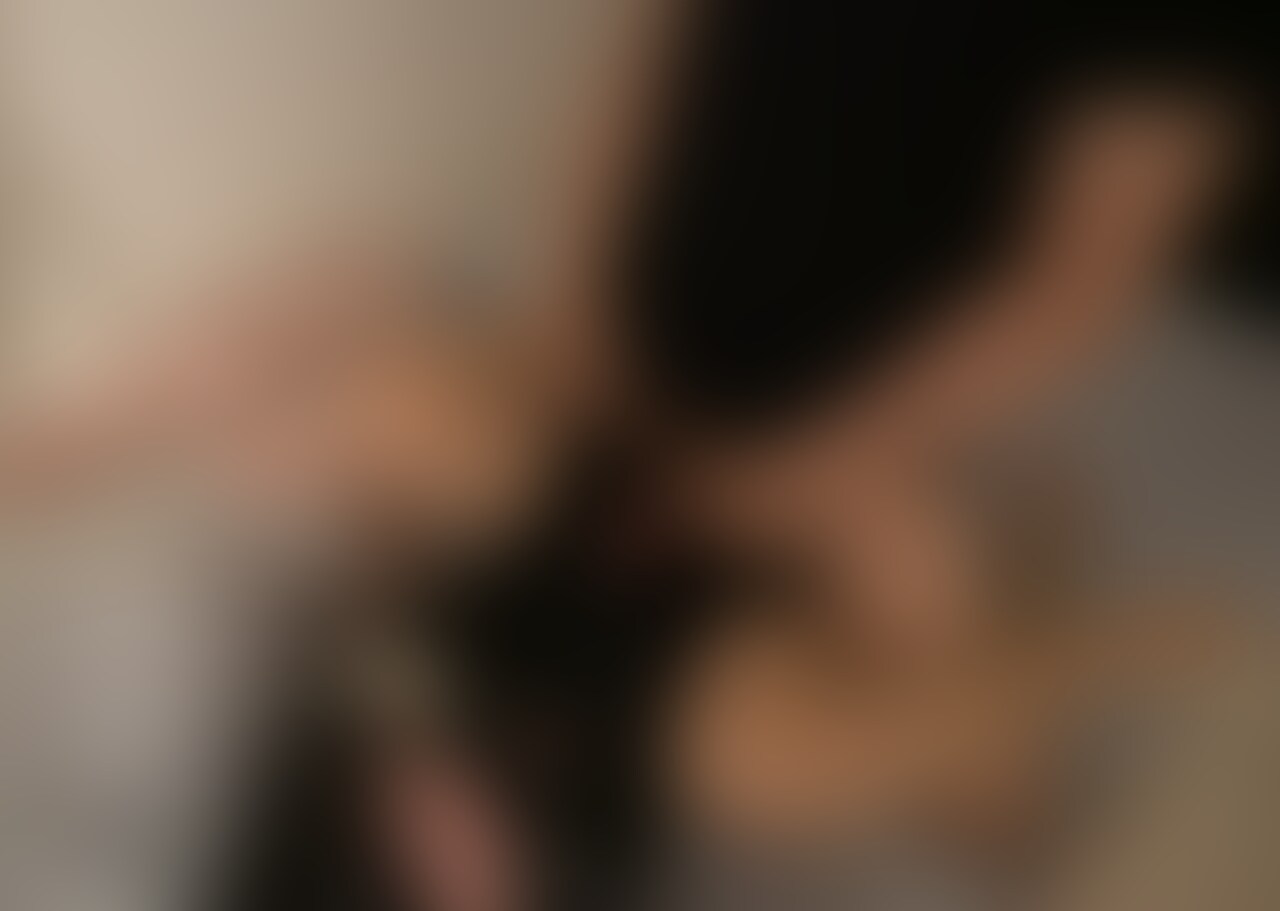 ‼️期間限定、1コイン500円セール中‼️
元アイドルからのたまに会員制ラウンジ嬢してる彼女、アフターあるかもと聞いていたので帰宅後即襲いましたw
マンコの使い心地的にホテルへは行ってないようでしたが、○○○とアイコス臭が髪や服にこびりついていて興奮しましたw
ストッキングも破いて出勤用のワンピースにもぶっかけて大満足です😇👌
(ちなみに無許可ぶっかけです。いつも正常位の時は優しく抱いてるので完全油断していた模様😇) (2/2)