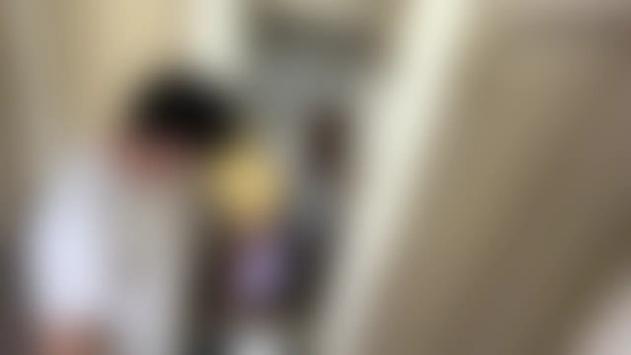自ら股間を擦り付けてくるスレンダー美尻メンエス嬢!これは絶対誘ってるだろ…!!
・Mさん(21歳)
手足が長く顔が小さいスレンダー美乳お姉さん!
・マッサージテク:最高◎
・交渉難易度:まずまず〇
【料金】
70分コース
・指名、コスチュームオプション込み¥23,000
【感想】
掲示板を見る限り、抜きに成功した客は多そうな店で
その中でも一番かわいい子を指名!!
客と気が合うとエッチな気分になっちゃうMちゃん!
綺麗な肌でプリプリのお尻がもうたまらん!!!
喋り方が落ち着いているのでエッチに持っていけるか
少し心配だったけど、施術がとにかくエロ過ぎて
そんな心配はどこへやら!この子、間違いなくどスケベだッ!!
形のイイ美マンに挿入すると、
「あぁ~きもちぃぃ あんっ!ヤバいぃぃ」
「そこぉ!駄目ぇ ぁんッイクッイクぅ~~~ッ!!!」
「もっとぉ!もっとしてぇ~~~ッ!!!」
と、感度もかなりイイッ!!!
この子、好きモンだッッッ!!
ゴムつけてるとイキずらい俺ですが興奮がゴムを上回り、
ゴム中フィニッシュ!!!
リピあり寄りの超ありです!!! (2/2)