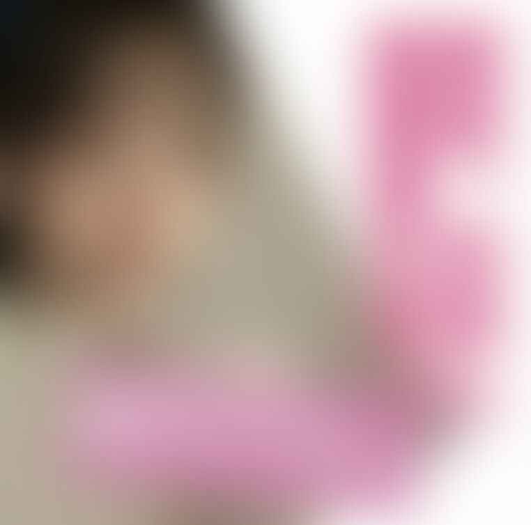 実は、わたし変態なんです。ズボズボされたい願望でもいいですか?クリもぷっくり膨らんでいて、攻め甲斐のあるエッチな体。
こんなかわいいのに変態なんて最高! (2/2)
