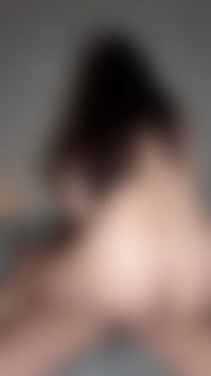 *サンプル動画のみ全体モザイク🌫️
🎥【パート③爆弾級のお尻騎乗位】
爆尻フェチには最高なアングルで騎乗位!
ずっと見てれます…えろ。
上のお口に射精してお掃除までしてくれました
えろすぎっっっ⚠️ (2/2)