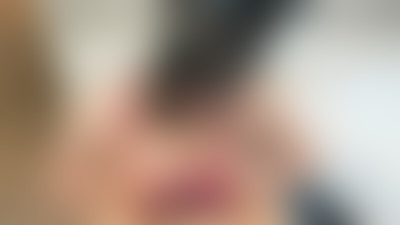 マッチングアプリでマッチした初対面の男性に許可をいただき撮影してきました。
Uさん、52歳、工場勤務。
しゃぶられる前から限界だったのか、パンツの上から軽く触っただけで暴発!!!w
射精したあともパイズリやフェラでオチンポを責めたてると、2回目の射精!
金玉からっぽになるまでやめませんよ!!
★主観ver (2/2)