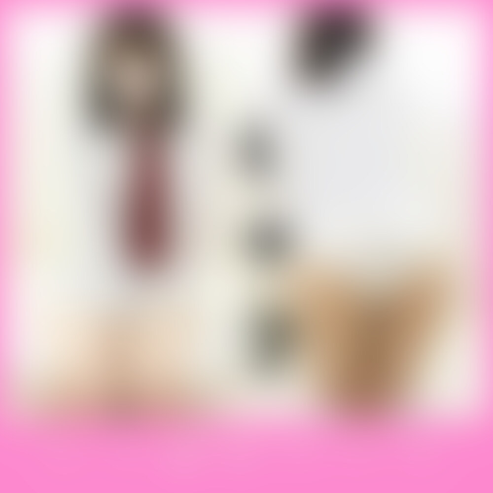 恥ずかしすぎる後ろから指ズボ💦でもお尻の形はたまに褒められます✨ 指べちょべちょ😳

色々な私を見てほしいなって思ってます😊💕 
色々な角度からも見てほしいけど…恥ずかしい場所は、できれば見ないでほしいな😳💦 
でも「全部見せる！」って決めたから、頑張ります！✨ 
応援してね💖 (2/2)