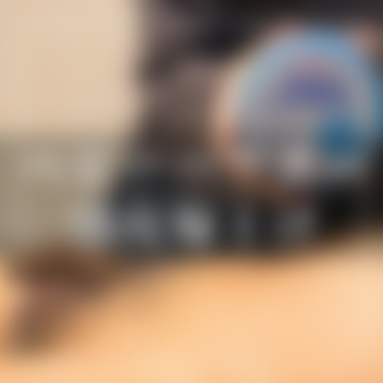 ZOOM IN Ver. ベビーパウダー×フェザータッチ×手コキ×脇くすぐり×Ruined Orgasm
ちんことベビーパウダー相性よすぎ!
我慢汁でいつものベタベタちんこサラサラ💕
1回目は台無し射精のルーインドオーガズムで
2回は噴水射精
喘ぎながらフィニッシュ!🤣
精子大量に出てきてたけど、
ベビーパウダーと混ざってわらび餅みたいになってた笑 (2/2)