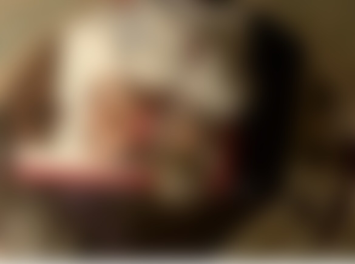 結構長い夫とのエッチな動画あげておきます🫣♡
ラブホの天井にある鏡を写して動画にしたので、少し見にくいかもしれませんが、少しでも夜の楽しみになれば嬉しいです😊💞 (2/2)