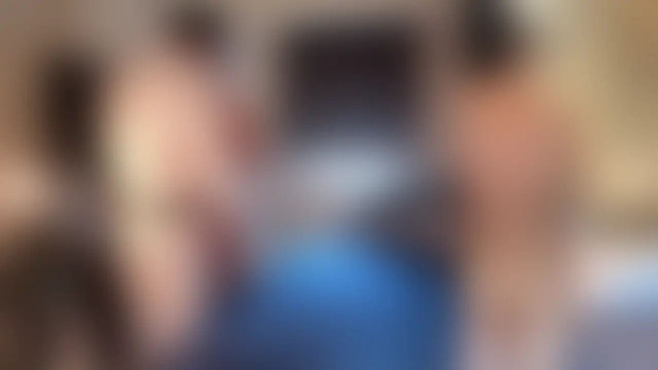 Yukarinとコラボセックス！部屋に呼ばれて生でセックスし、最後はお互い大量に射精しました😄 sample 1