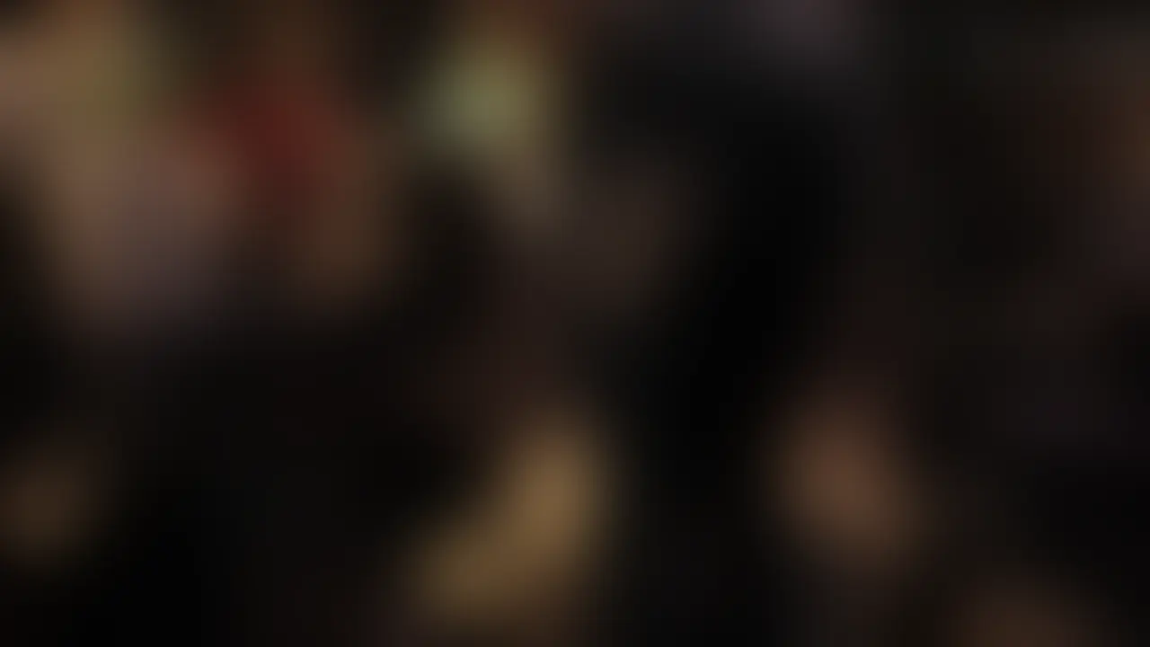 完全に店長に弱みを握られてしまいました🥲
前回の動画の通り、このアカウントが店長に知られてしまってからえっちなイタズラを仕掛けられるようになってしまって…
新入荷しようと思っている商品試してみようと言われ、出てきたのはディルド。
触ってとか舐めてとか命令されて、恥ずかしいことさせられました///
この体制フェ○にしか見えないですよね?
※ディルドです
最後何があったのかはご想像にお任せしますw (2/2)