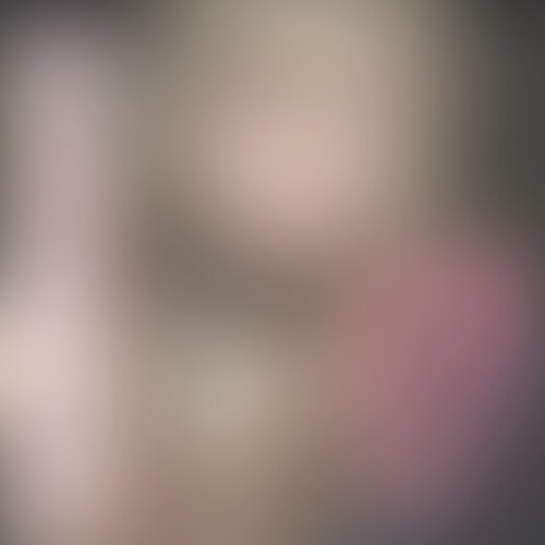 居○○○屋で仲良くなった店員さんが
絶対に内緒でいいならとのことで登場!
ギャルっぽい見た目だがしっかりした性格で
安心感があります!
初めての包茎いじりでドキドキしながら
指を入れてかき回していきます!
長めのネイルを挿入していくのが
めちゃくちゃ興奮です!
ぜひみなさんの周りにある居○○○屋の店員さんを
想像してご覧ください! (2/2)