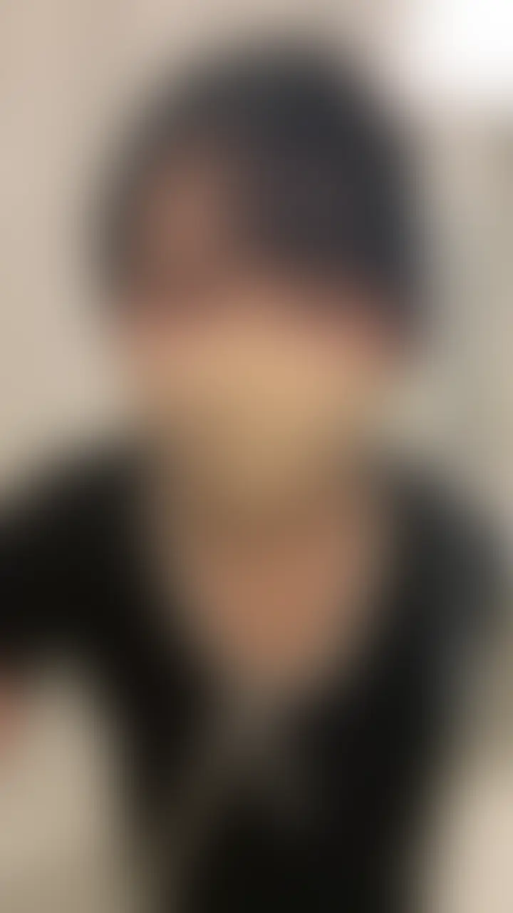 本編顔出ししています//
えっちな下着の着用で興奮したので、シャワーを浴びながら発散しました
水圧も気持ち良かったです♡ (2/2)