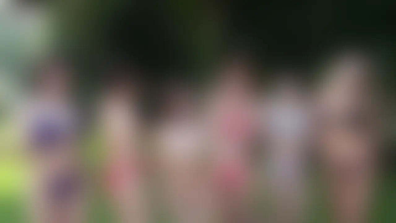 全部見せます✨6人野外🙈大胆✨水着撮影会🌺👙

過激過ぎて、お蔵入りになってしまった...
『6人の野外、水着＆ヌード撮影会👙』を
ついに公開しちゃいます🙈✨

寒い寒い冬を
6人の情熱的なえちえち姿を見て
寒さ吹き飛ばしてね( *´꒳`*)੭"❄️

—♡—♡—♡—♡—♡—♡—♡—♡—♡—♡

 ※こちらの動画は撮影許可頂いて撮影しております。外部からは見えないようになっています。
 ※出演:滝沢いおり、田中みか、まりこ、性獣さち、ゆずは (2/2)