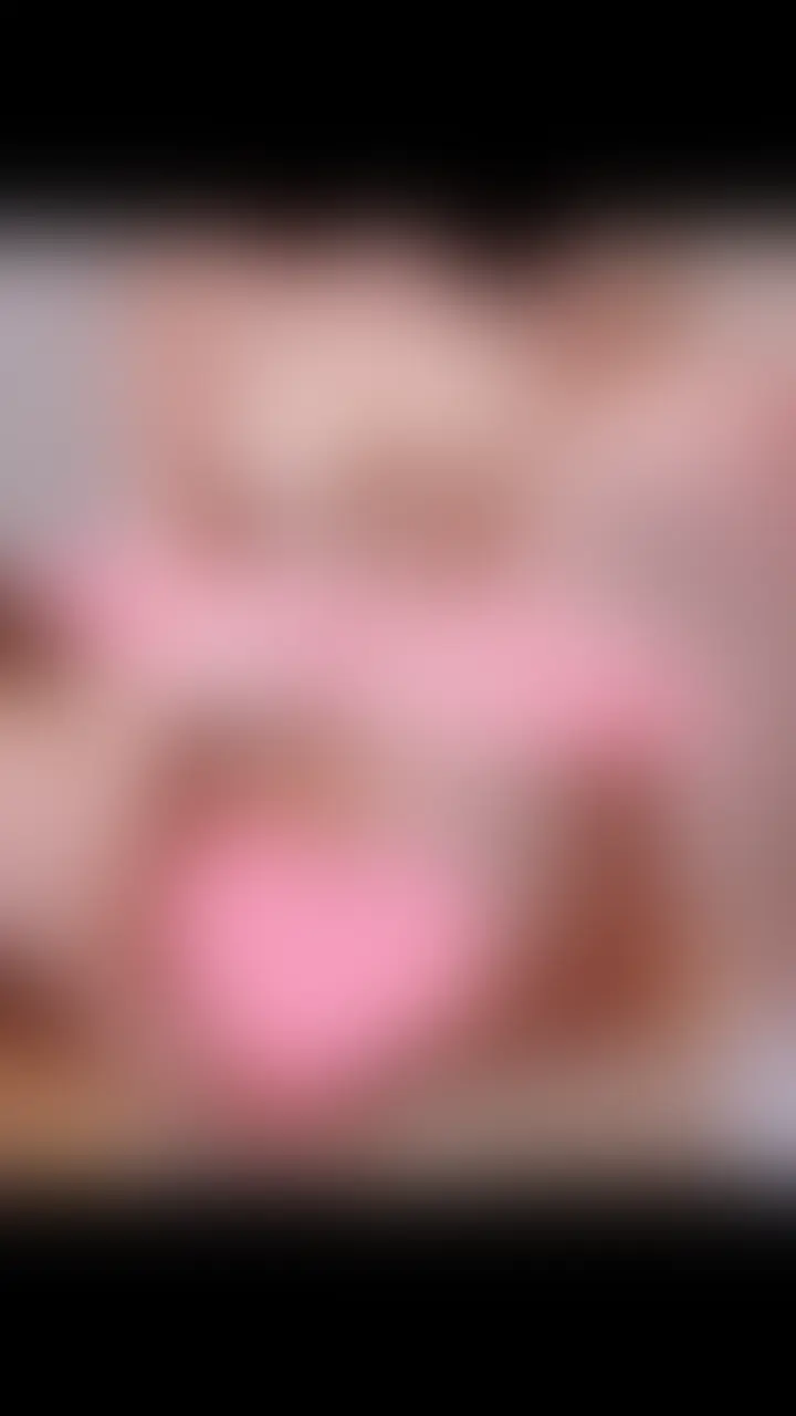隠語×指オナくちゅくちゅ動画♡フルバージョン
イキは無しですが、えっちな声、吐息、隠語、ち◯ぽ懇願とおマ◯コのくちゅくちゅ音をお楽しみ下さい🎶
指オナ滅多にしないので貴重です❣️
おマ◯コ熱々でした///
マスク顔出しは更に上のプランで☺️ (2/2)