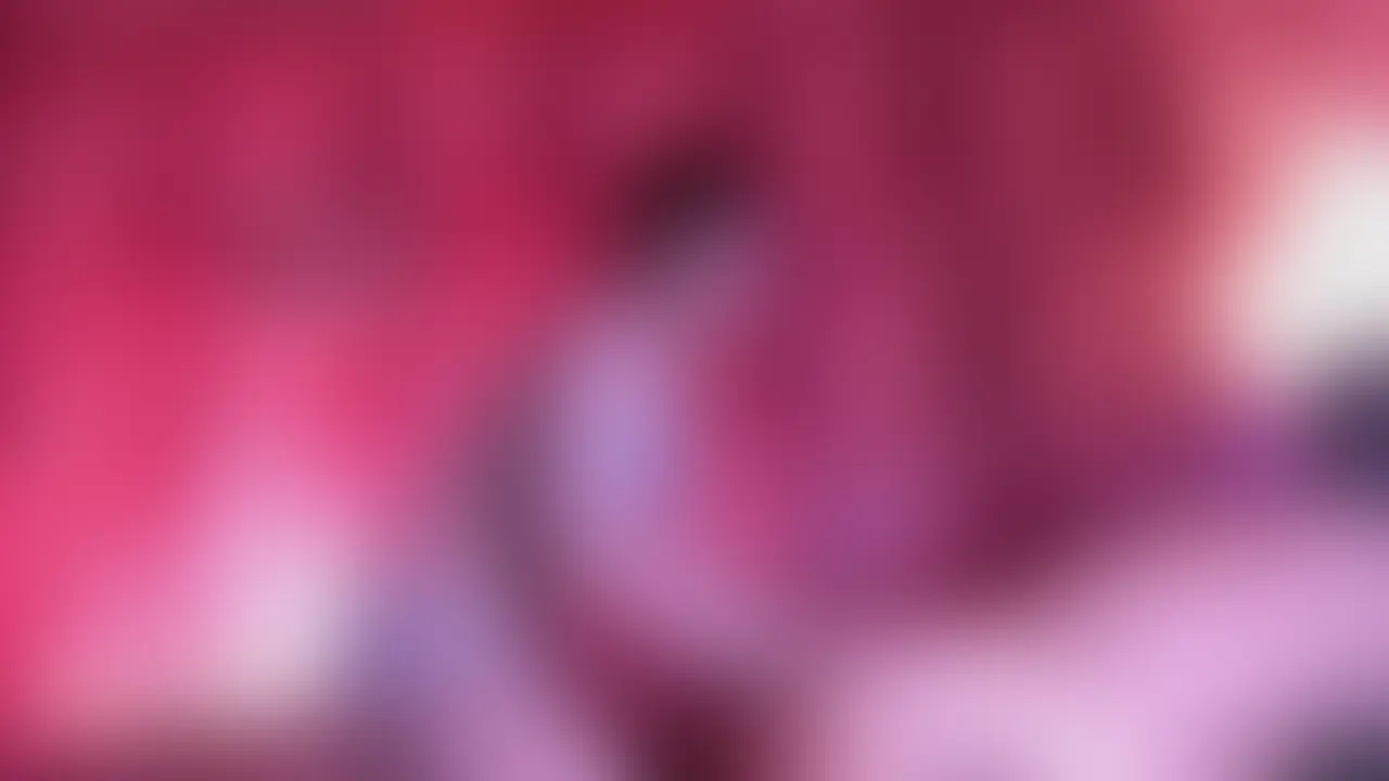 【抜ける微エロ!かれん超広角アングルver】乳首チラしてしまう秘技「マーメイド」!
ビキニ密着であそこまでこすれてしまう鼠径部マッサージ!かれん未公開ノーカットファイル
かれん作品の中でも一番人気のタイトルの広角カメラアングル版の初公開となります。諸事情により販売を控えておりましたが今回初公開「幻の作品」となります!
前作【乳首チラ?メンズエステ秘儀「マーメイド」をビキニマッサージで初公開!あそこが…密着し過ぎてこすれてません?】をご覧になった方には絶対におススメです!
よく見ると貴重な乳首チラシーンも別角度で引いた画角だと確認しやすいですね…焦らされながらあそこがくっつきそうな手技「マーメイド」今回もビキニでの施術ですが、この施術は視覚的にもヤバいです…エロ過ぎます!
さすが本物のセラピストの技ですね。毎回いろいろな手技を公開していきます。焦らされ好きな方、フェチ好きな方には刺さるコンテンツです。
▼本編作品の詳細
・解像度:1920 p× 1080p
・配信時間:26分25秒
・動画形式:mp4 (2/2)