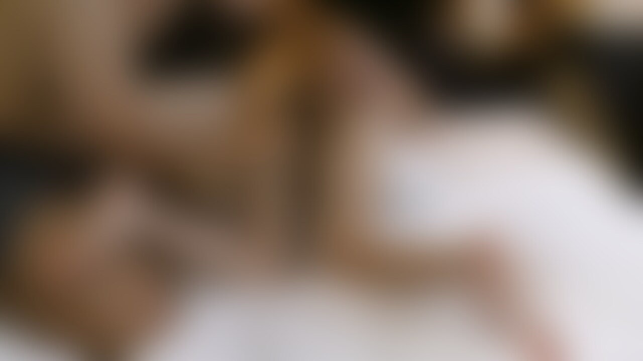 【素人撮影】風俗嬢Mちゃん。19歳、低身長、細見、パイパン。オイルマッサージ。反応がエロい (2/2)