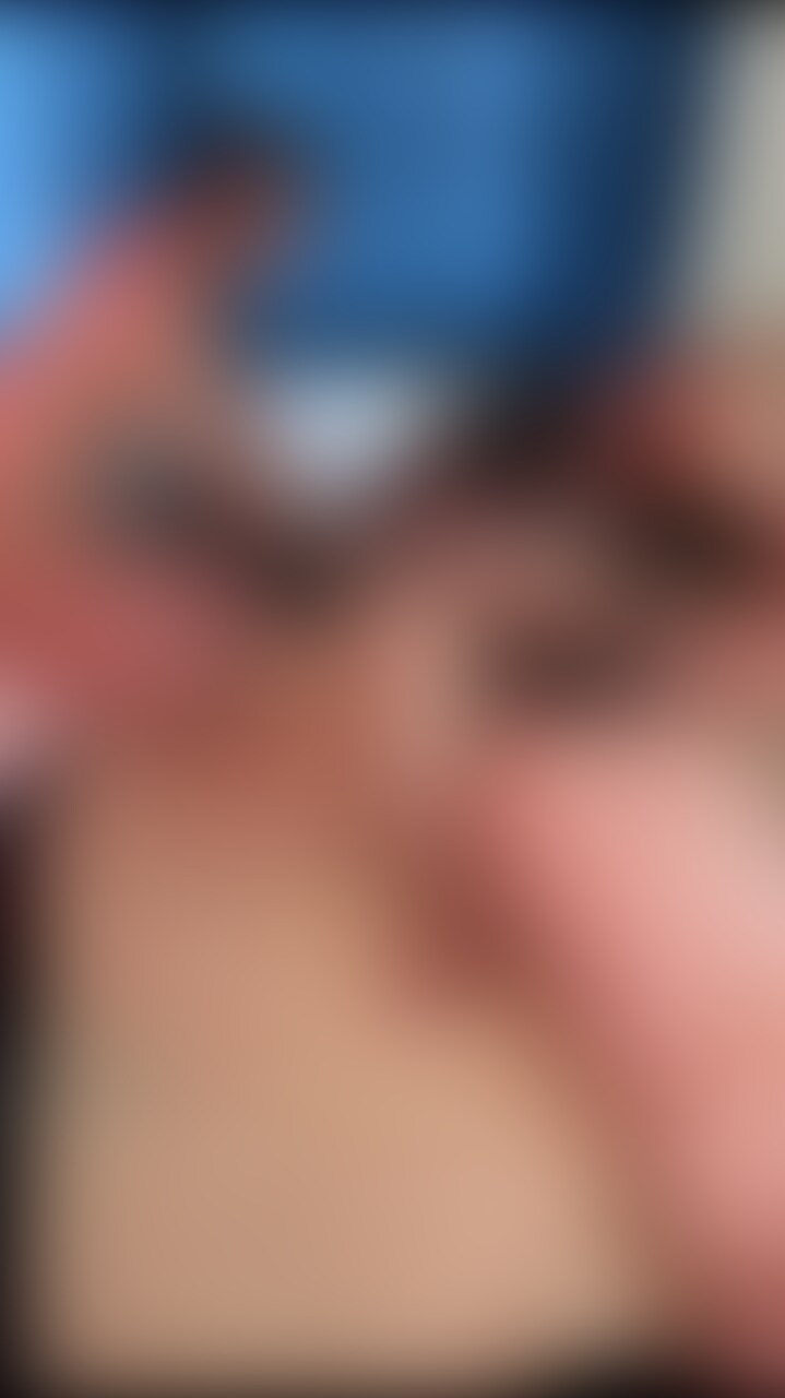 複数プレイ動画🎥
ついに揉みくちゃ挿入編
クンニでイカされながら次々と挿入されるnatsuちゃん😲
反応がどんどんエロくなっていく所が良いんです🙆 (2/2)