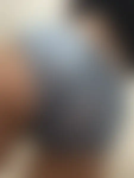 ぽぽぽ🌼(🥰女子大生の下着姿🥰)「ぽぽぽの今日のパンツです🥰🥰 お気に入りのブルーのパンツ😅😅 クロッチ汚れはプラン加入で見れますよ🥰」の投稿サムネイル