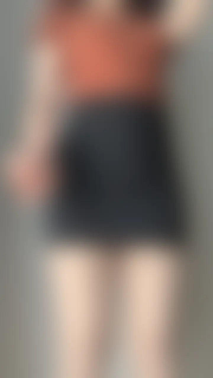 ノーブラで私服着ておちんちんでおっぱいとあそこをグリグリしてたら、止まらなくなって何回もいっちゃいました☺️ (2/2)