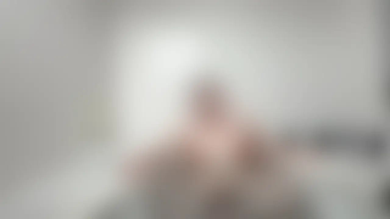 外デートで汗かいてお風呂はいろーってなって、
途中からイチャイチャ始まった時の動画。

じゅぼじゅぽフェラ気持ち良すぎるから我慢してたw (2/2)