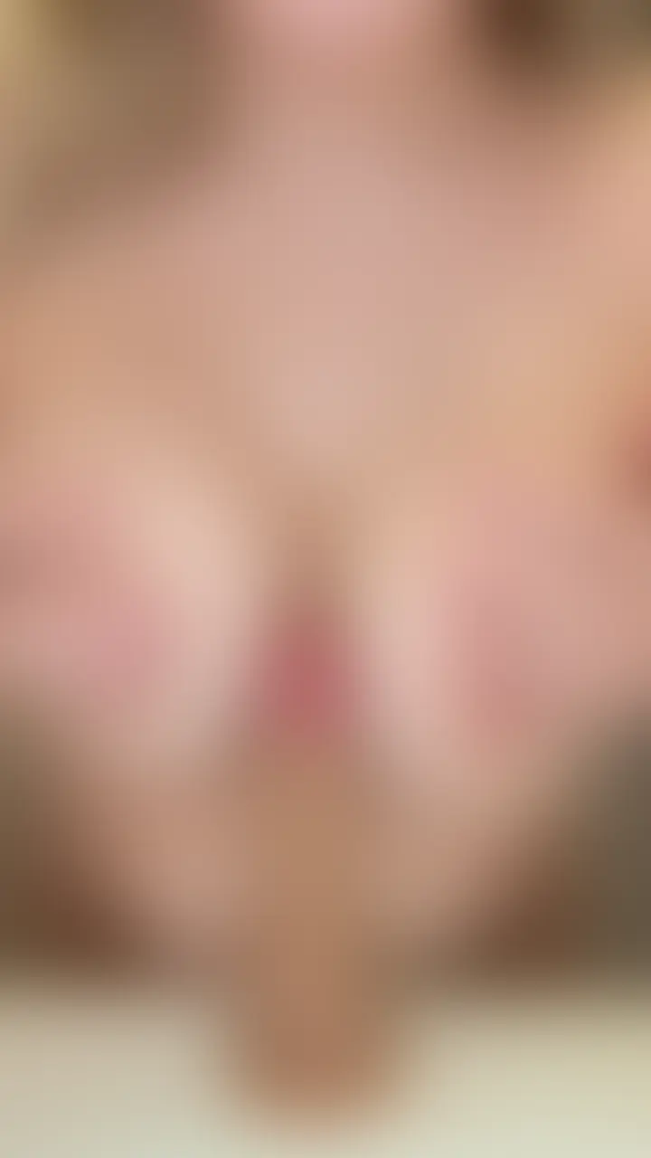 ちゃんと撮ろうと思ったけど……
うまくできなくて、3回くらいやり直してます🫣
練習中のやつ全部まとめたから、ちょっと長め💦
恥ずかしい感じも、ぐだぐだなのもそのまま。
うまくできてないけど、もしよかったら見てみてね💗
I tried to do it properly…
but I failed a few times and ended up retrying it 3 times 🫣
This is a little longer, since I included all of them 💦
It’s a bit messy and awkward, but… that’s also kind of real.
Not perfect, but if you’re curious, take a peek 💗 (2/2)