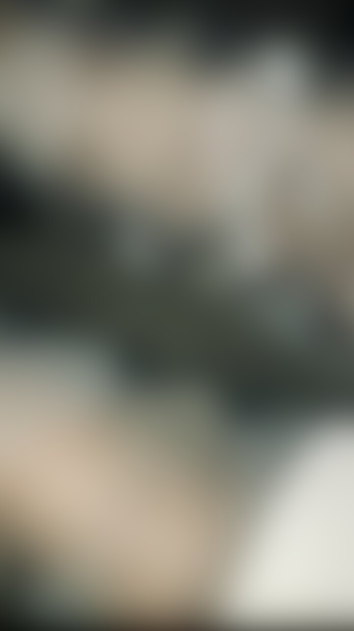 特濃ドロッドロぶっかけ❤️
以前から会いたいとメッセージをくれていたペニクリもパンストも大好きなフォロワーさんとお会いしました🥰
お話ししながらもとってもエッチな目線で見てくれる優しい方、お触りからのペニクリをとても美味しそうに食べてくれて、息づかいがどんどん荒くなっていくのがわかりました❤️
ペロペロしたり頬張ったり兜合わせしたり、甘のペニクリもとても気持ち良かったです、フィニッシュはアーガイル柄のタイツにドロッドロの精子をぶっかけてくらました💦
一滴もタイツから落ちて行かない濃厚ザーメン💦とってもエロエロでした🥺 (2/2)