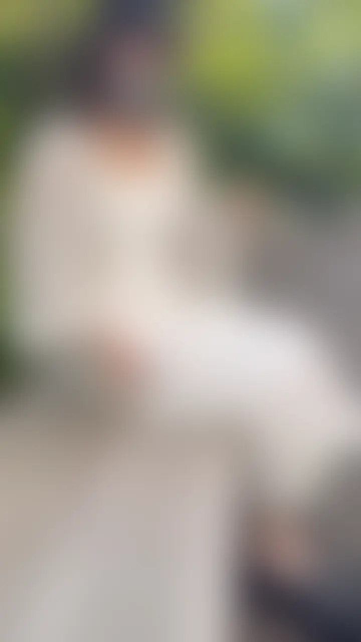 パンチラあり!濃蜜りんごさん24.5cm激弱足裏くすぐり足比べ!5分20秒
サンダル脱ぎ15秒、右足比べ11秒撮影してます!
実寸24.5くらいの大きめの足でした‼️
真ん中と指付近がずっとかなり弱く、足を引くような感じでピクピク動いて笑っていました!
ツイッターでご要望やリクエスト承っております!
ID:FDksgr3
りんごさんX:mi_riririii (2/2)