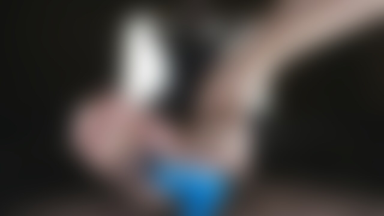 足裏屋と申します。
素人女性をSNSや街中で声をかけて出演してもらっています。
今回の女性は劇団員のMIYAJIさんのpartです。
今回の女の子のMIYAJIさんは劇団員でお喋りが達者です。
足裏屋が誇る足裏クイーンのMIYAJIさんの第9弾が出ました!!
今回の足裏ローションくすぐりですが、新兵器も登場し悶絶絶叫高笑いもパワーアップしておりますので是非チェックしてみてください!!
*動画情報
時間:9分35秒
フレーム:1920×1080 FHD
ファイル形式:MP4
ビットレート:15M
*注意書き
・出演女性はすべて○○○以上です。
・この作品はオリジナル作品として販売することを目的として製作しています。
・作品はオリジナル作品であり第三者に提供、販売等の行為を行うことはいかなる場合も禁止します。
・無断販売、無断転用をした場合は法的処置をとらせていただき、損害賠償請求を致します。 (2/2)
