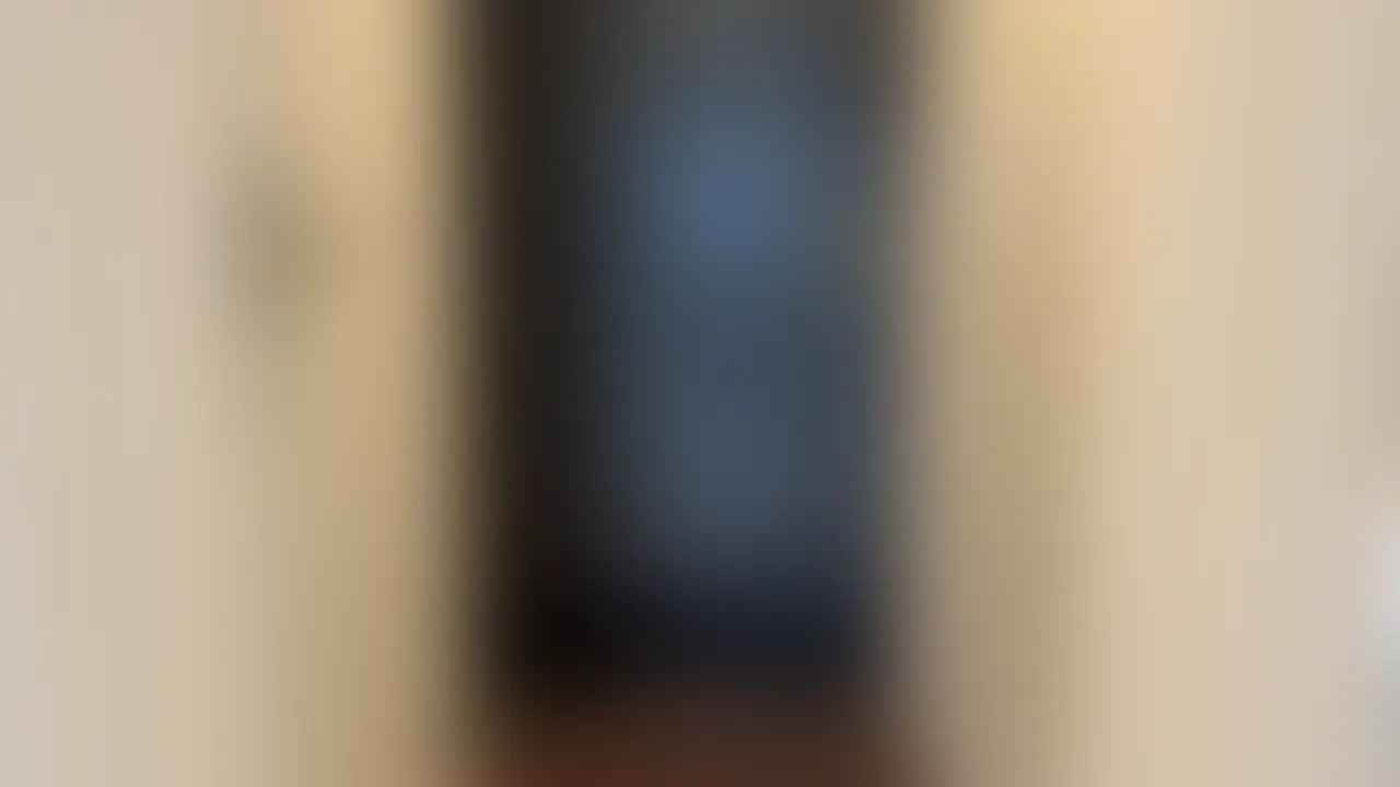 Gカップ保育士さんをマッチングアプリで口説いて出会ってすぐにお持ち帰りして当然のように中出ししちゃいました
某マッチングアプリで知り合った保育士さん。
保育士は給料が少なく、仕事量が多くてストレスの溜まる仕事。
清楚な見た目とは裏腹に実は男遊びをたまにしているらしい。
これはいけると思って、ベッドしかないやり部屋にお持ち帰り。
脱がしてみると童顔なのに大きめのおっぱい。
何も言わずにゴムなしで挿入。
当たり前のように中出ししちゃいました、、、
僕のことを気に入ってくれてまた会う約束しました。
しかもダメ元でお願いしてみたら有料部分なら顔出しでいいと許可をいただきました。
身バレなど様々な理由により予告なく販売停止する可能性があります。
単品購入すれば販売停止後もずっと視聴可能です。
プラン加入中でもお気に入りの動画は単品での永久保存をおすすめします👌 (2/2)