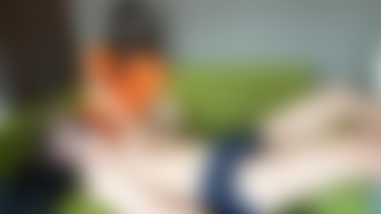 大好きな首と脇腹とお腹が最高にくすぐりやすい体勢なのこれ🥺
みんなもこの体勢でやってみてね😎
乳首もこちょこちょの合間に愛でることが出来るからぴったりな体勢なんだよ🥺
ただ大暴れしちゃって抑え込むのが大変だったからそこだけ注意かも🤭 (2/2)