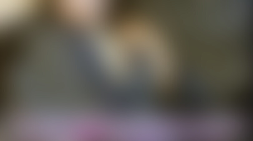 【ファン限定フル動画】🎁

忘年会の後に先輩と抜け出して2人で飲んだ後にノリでバイト着のままラブホでヤってしまいました。いつもは電マでオナニーしてたけど久々のチンコを味わってしまい沼にハマりそうな女子◯生。 (2/2)